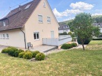 Hauptbild Gro�z�gige 2,5 ZW mit extra Hobbyraum und Garage uvm. in Aichtal-Neuenhaus
